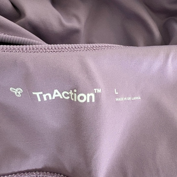 Sports bra top - Picture 3 of 3